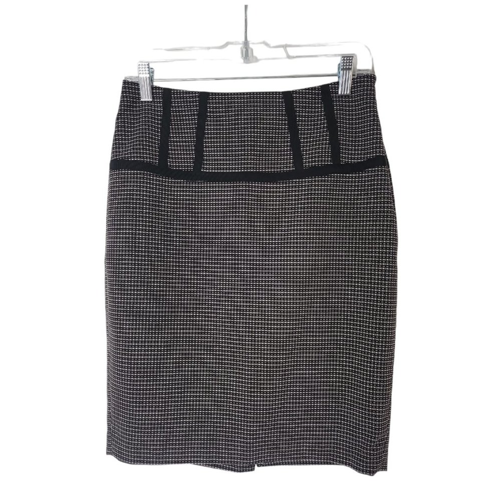 The Limited Collection Womens Midi Skirt Size 4. Black & White